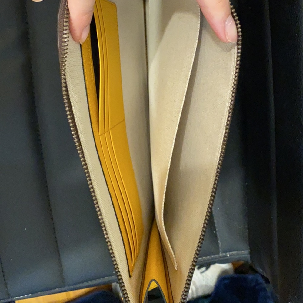 Gucci Neo Vintage GG Supreme pouch